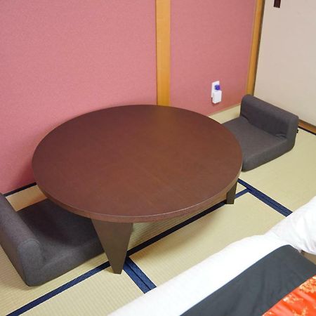 Kanazawa Stacy Annex Albergue Exterior foto